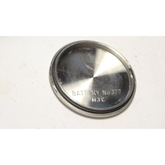 Movado Museum SE Watch 0.18cttw Diam. Bezel MOP Dial 84-G4-1851 Long 7.5\